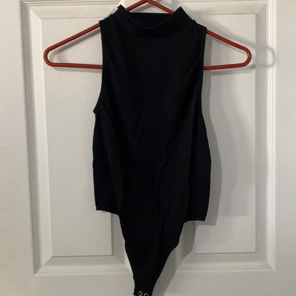 Black ribbed body suit